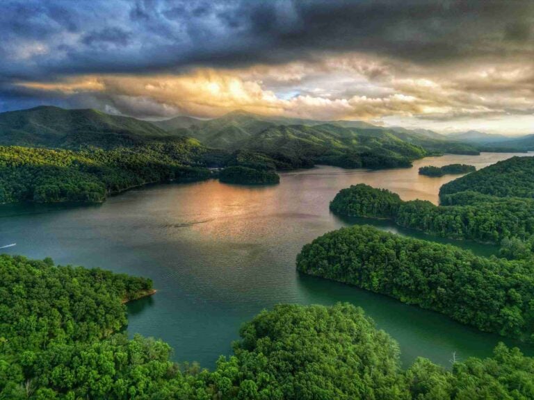 Watauga Lake
